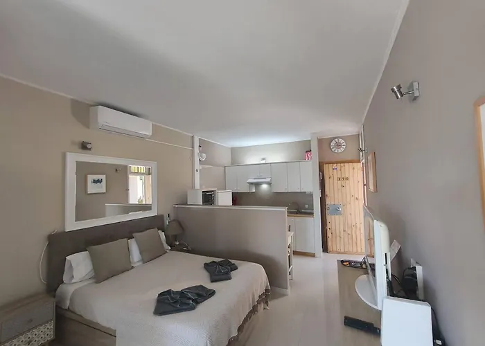 Rentenerife Canary Oasis - Agarimo *